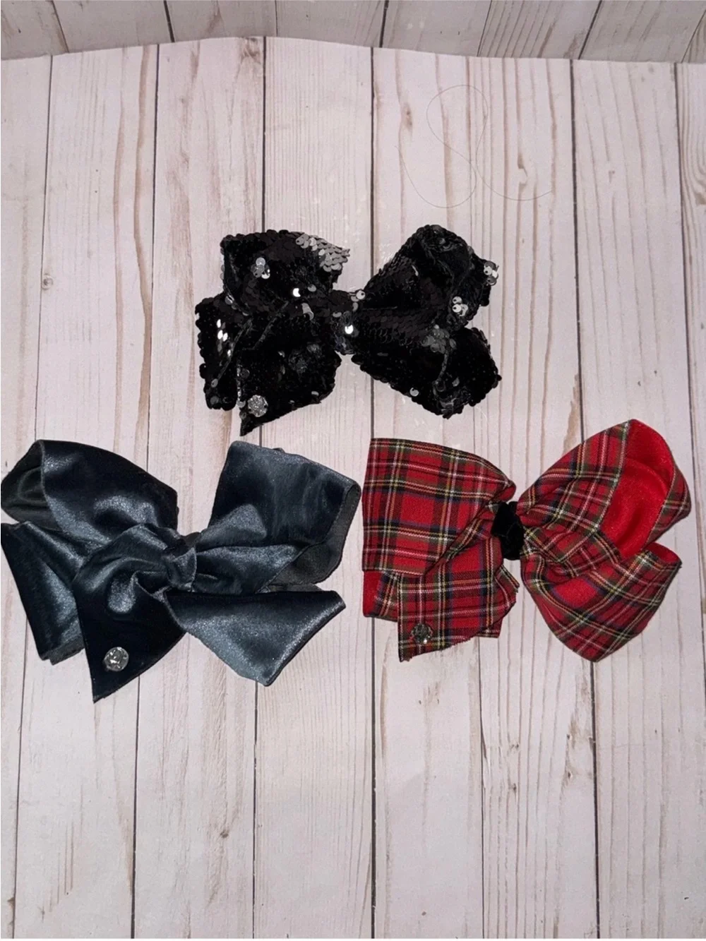 Jojo bows